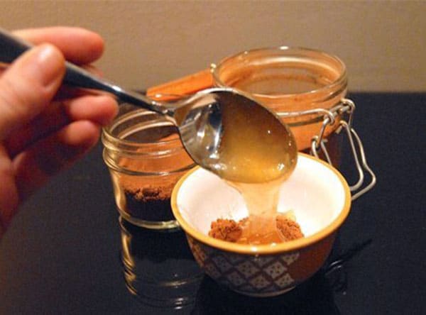 Giảm cân nhanh với mật ong và bột quế