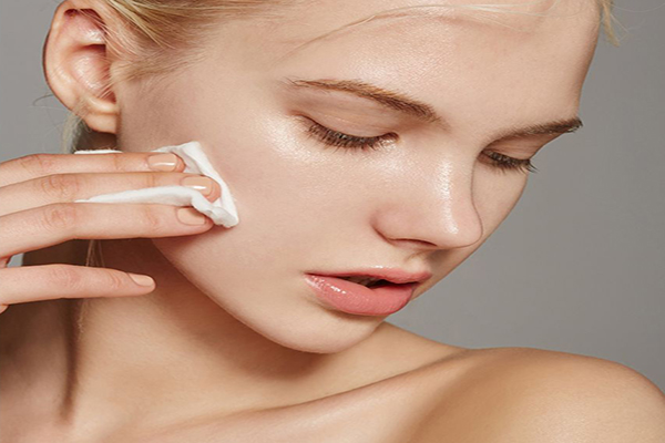 Dưỡng da mặt không tì vết chỉ trong 1 tuần bằng cách thay đổi thói quen chăm sóc da hàng ngày