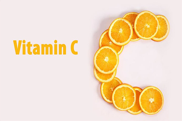 Vitamin C giúp cải thiện quầng thâm mắt