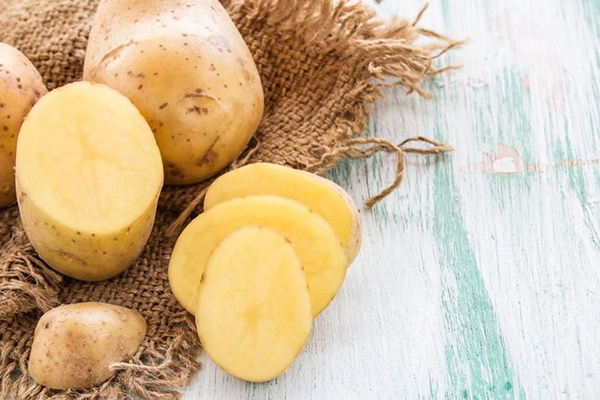 mặt nạ khoai tây sống