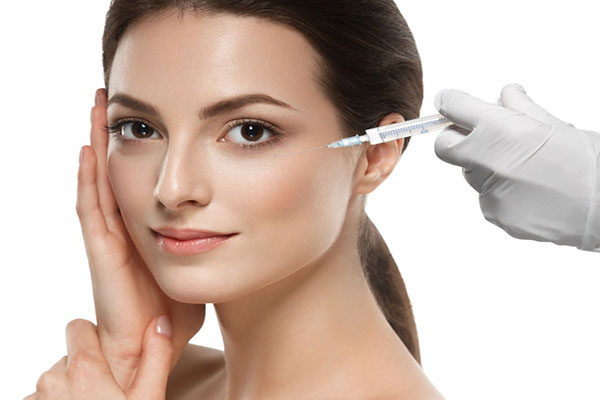 Tiêm filler tạo má baby