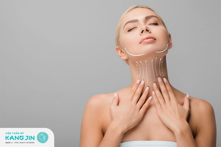 Massage cổ giúp nâng cơ chống chảy xệ