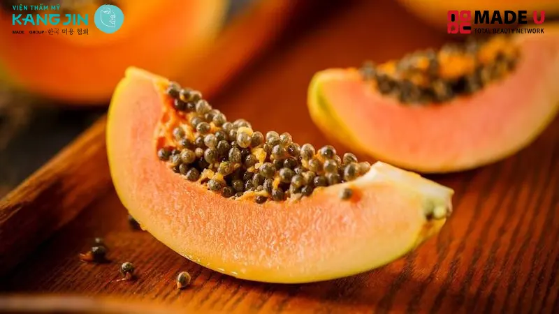 Cách khắc phục cô bé bị thâm bằng đu đủ chín